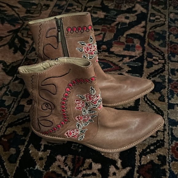 Anthropologie Embroidered Leather Western Boots Italian cowboy Marco Delli 36 - Picture 3 of 6
